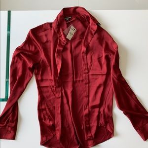 Red express silk button up